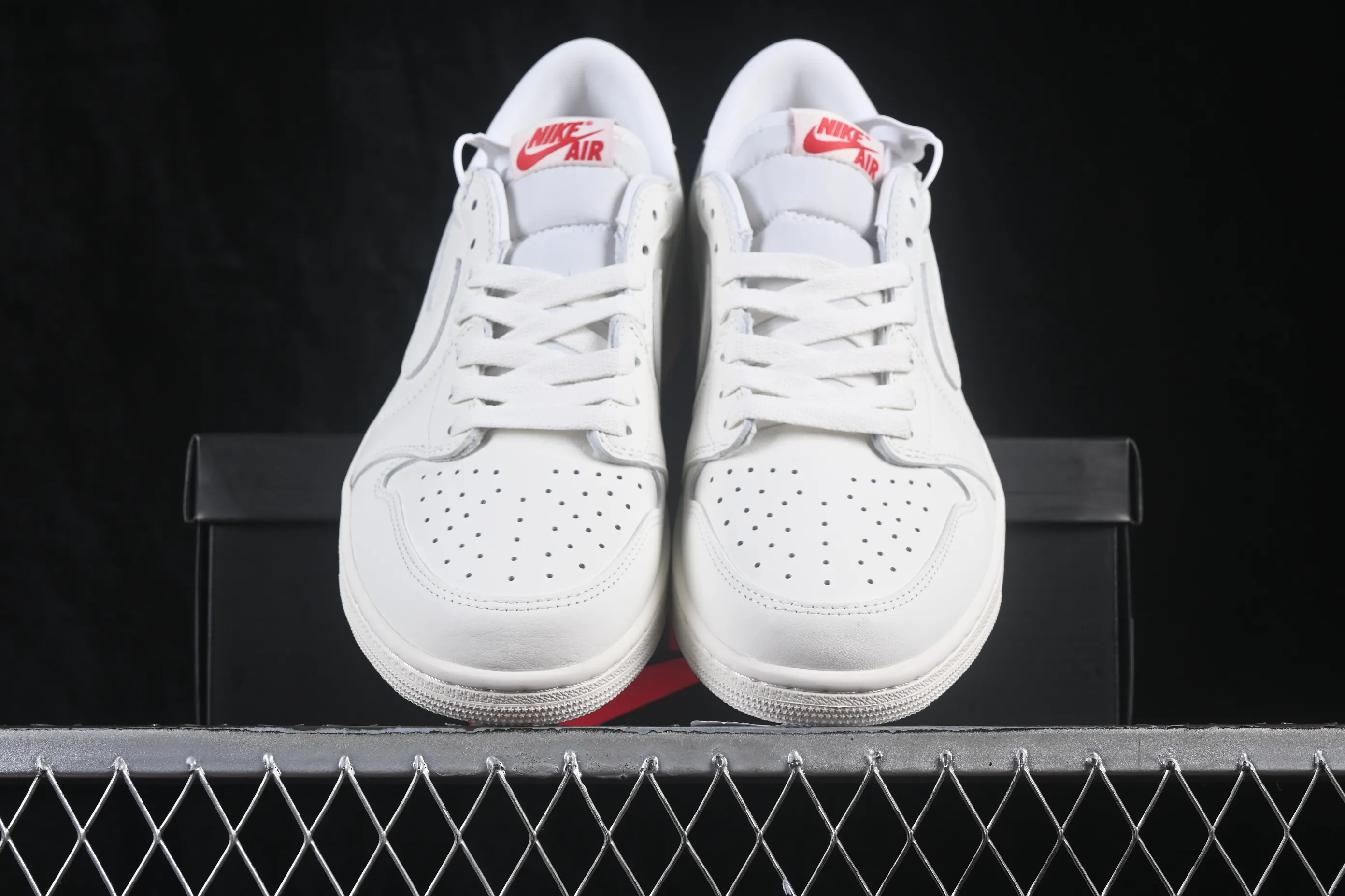 All categories Air Jordan Jordan series basketball shoes Air Jordan 1 Low Air Jordan 1 Retro Low OG "Sail and University Red" AJ1 Joe 1 rice white low-top retro culture basketball shoes HQ6998-100